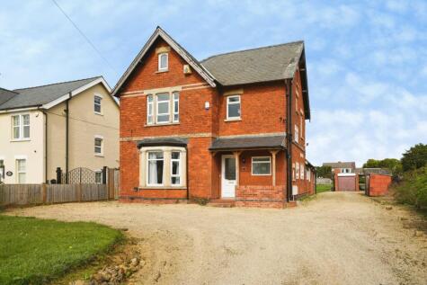 Hucclecote Road, Brockworth, Gloucester, Gloucestershire, GL3