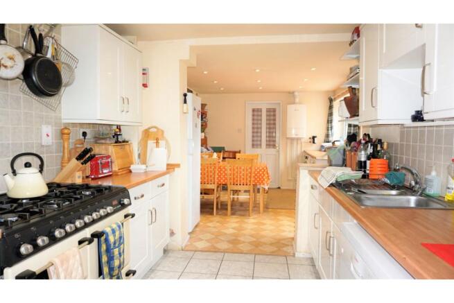 Kitchen/Dining Room