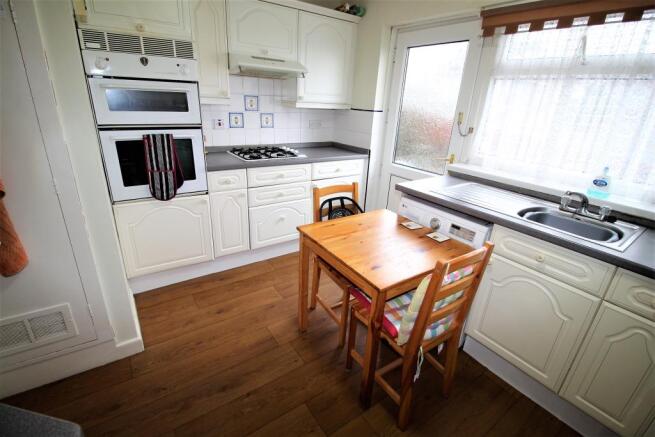 Kitchen .JPG