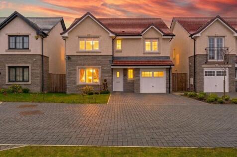 Fairlie Road, Livingston Village