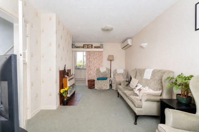 Living room 1