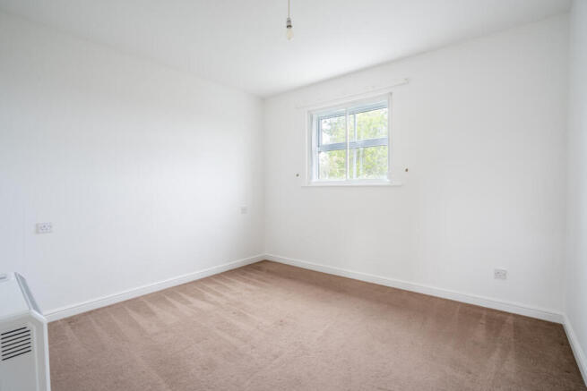 2 bed Apartment for sale Image 7