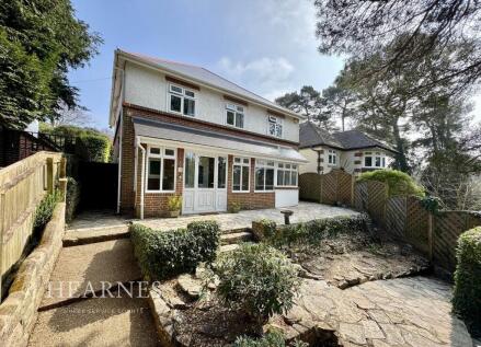 Howard Road, Queens Park, Bournemouth, BH8