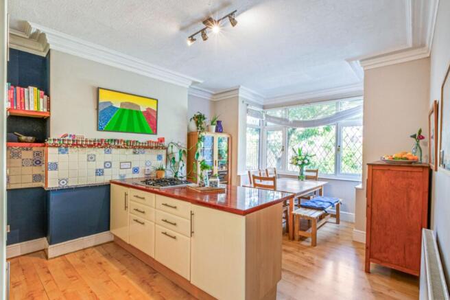 5 bed Terraced for sale Image 4