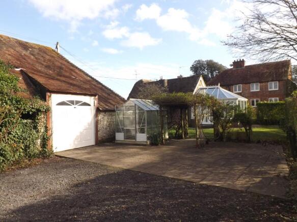 Garage & Driveway