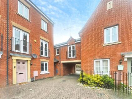 Roper Close, Colchester, CO4