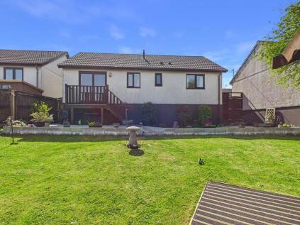 Town Farm, Redruth - Well presented bungalow