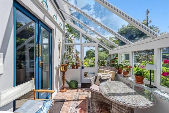 Porch/ conservatory