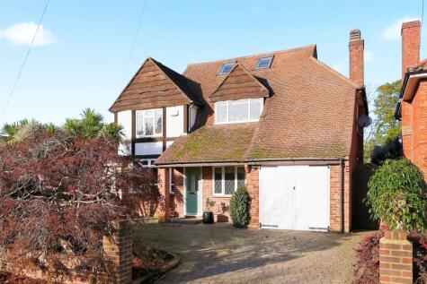 Hawkewood Road, Lower Sunbury, TW16