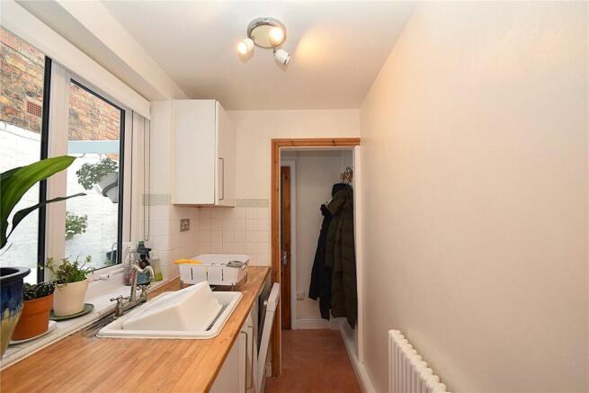 2 bed Terraced for sale Image 9