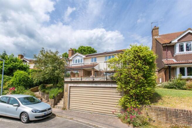 12 Winterbourne Mews-10.jpg