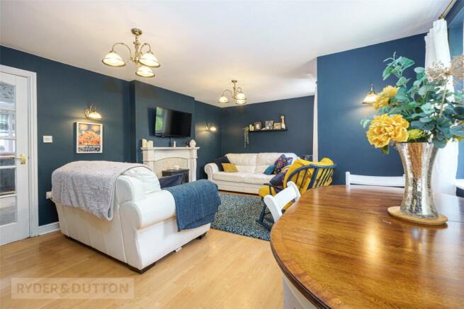 4 bed Semi-Detached for sale Image 7