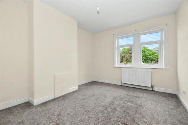 3 bed Terraced for sale Image 5