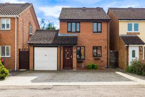 9, Willowdene, Waltham Cross EN8 0XD