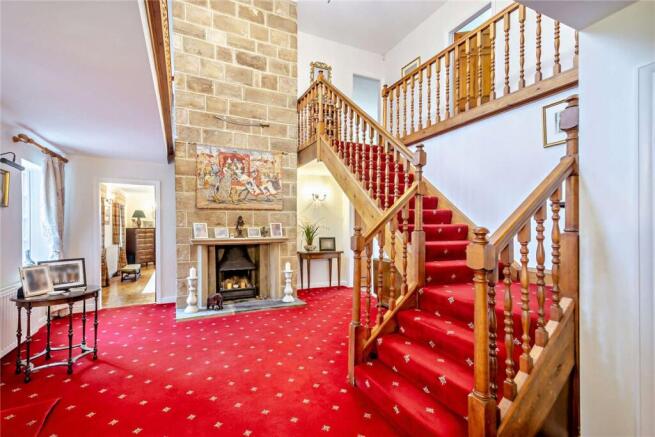 4 bed Detached for sale Image 5