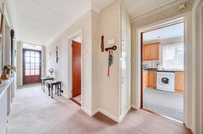 1357238-4-68ca759...