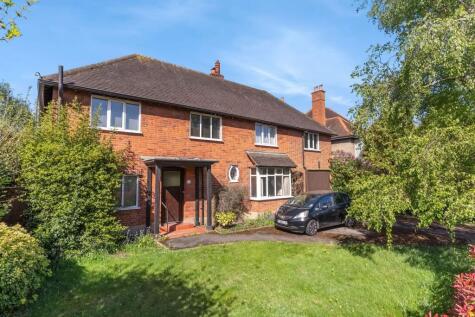 Manor Road, Cheam, SM2