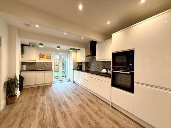 Kitchen.jpeg