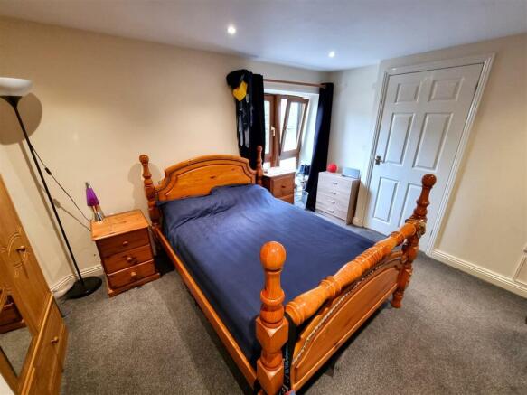 Bedroom.jpg