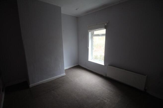 3 bed Terraced for sale Image 5