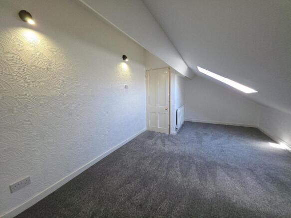2 bed Flat to rent Image 9