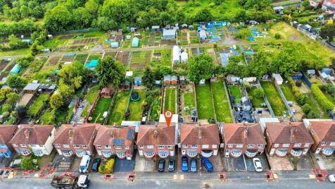 Henley Crescent, Braunstone Town