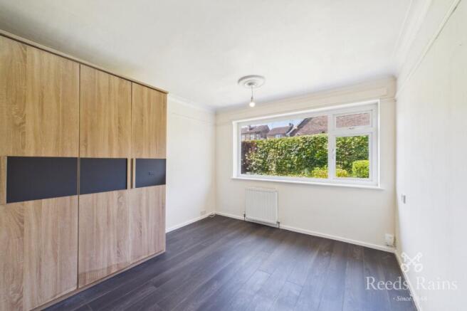 3 bed Semi-Detached to rent Image 5