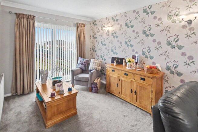 3 bed Semi-Detached for sale Image 5