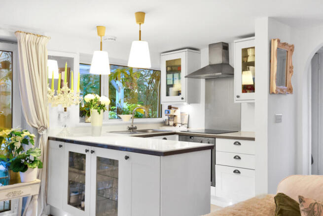 Annexe: Living Room/Kitchen