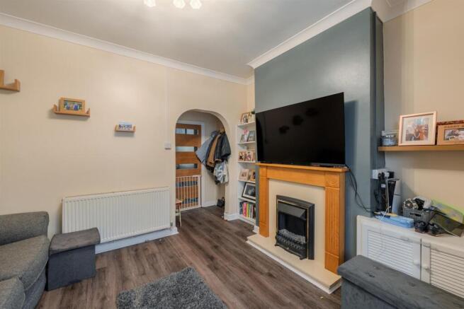 2 Wainfelin Road-7.jpg