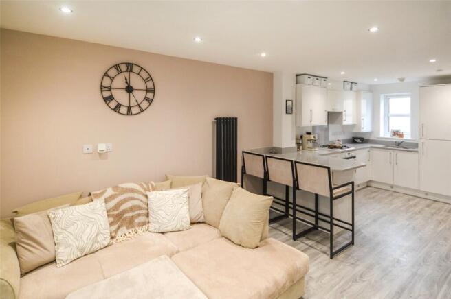 107, Newland Avenue, Bishop's Stortford, Hertfordshire, CM23 photo 3