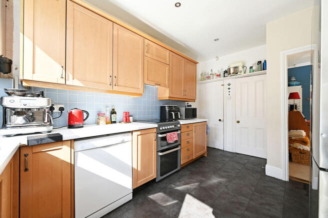 4 bed Terraced for sale Image 9