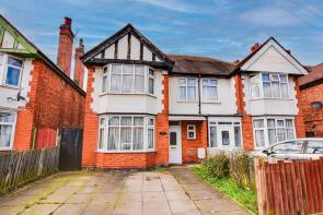 30, Staveley Road, Leicester LE5 5JT