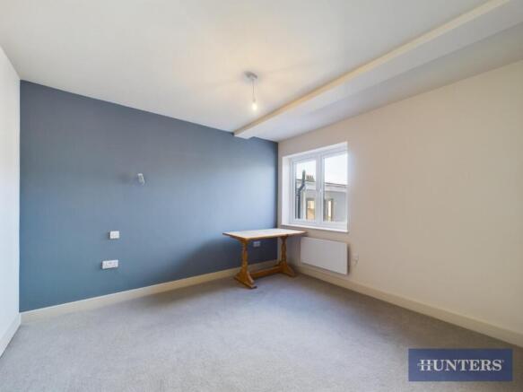 2 bed Apartment for sale Image 10