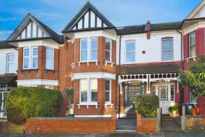 39, Windsor Road, London N13 5PP