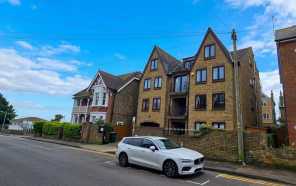 2, Ashton Mews, Wrotham Road, Broadstairs CT10 1RU