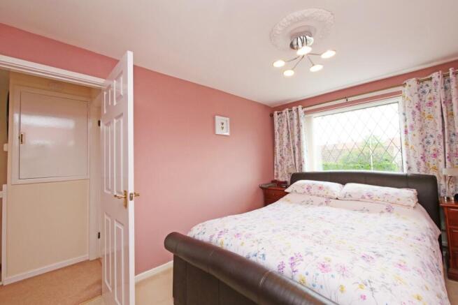 3 bed Detached for sale Image 9