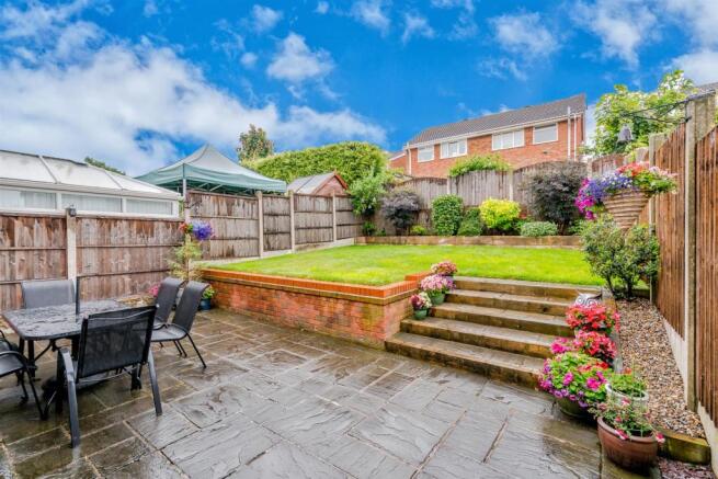 44, Badgers Way, Heath Hayes, Cannock, Staffordshi