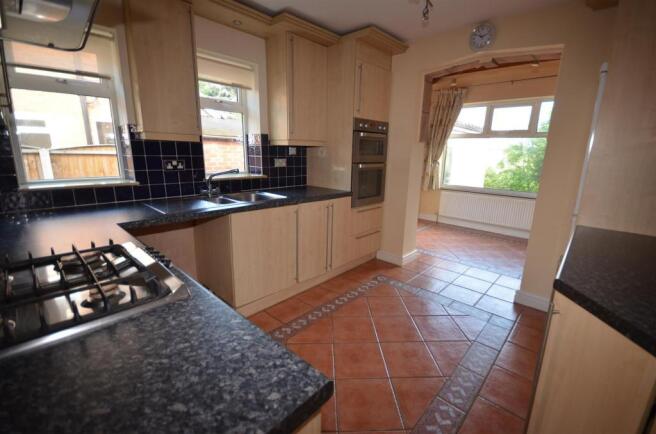kitchen1.JPG