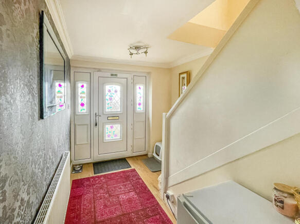 4 bed Semi-Detached for sale Image 12