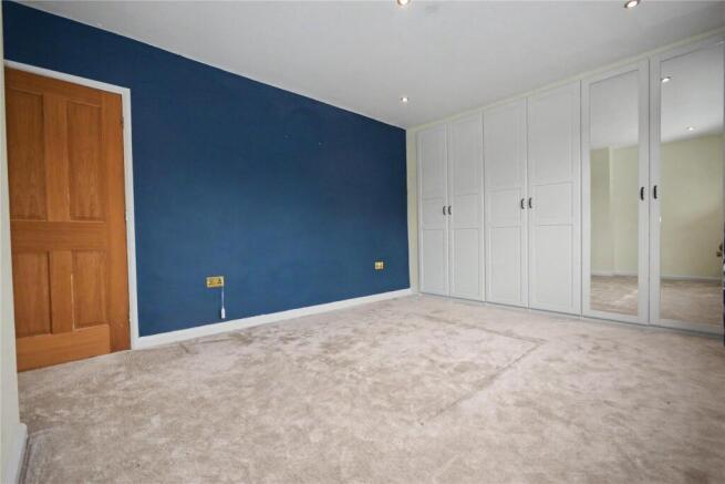 3 bed Semi-Detached for sale Image 8