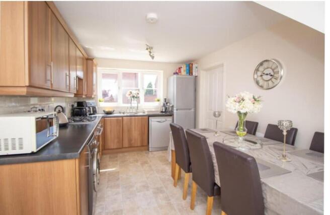 7 jeque place bourton_3.jpg