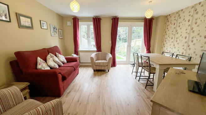 Lounge/kitchen/di...