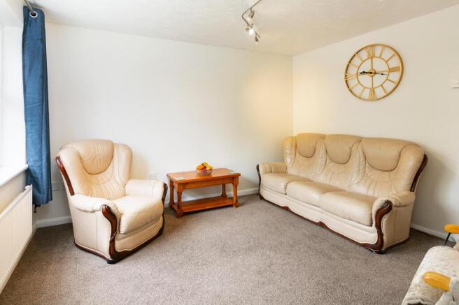 3 bed Terraced for sale Image 7