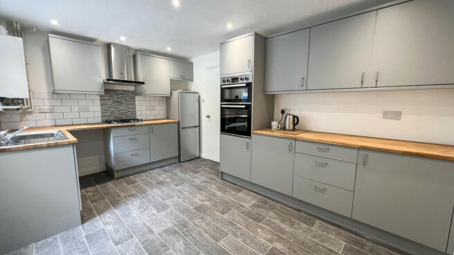 Kitchen/dining ro...