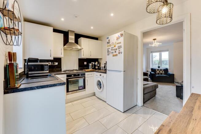 NN17 Kennard Close, Weldon photo 4