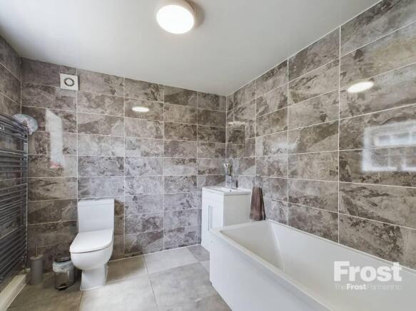Master Ensuite