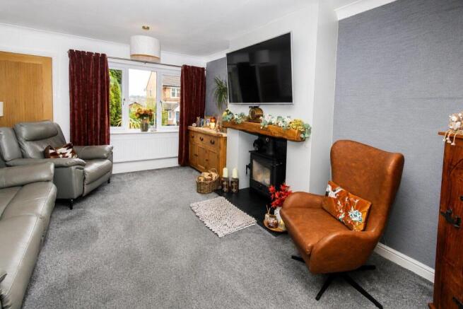 2 bed Semi-Detached for sale Image 4