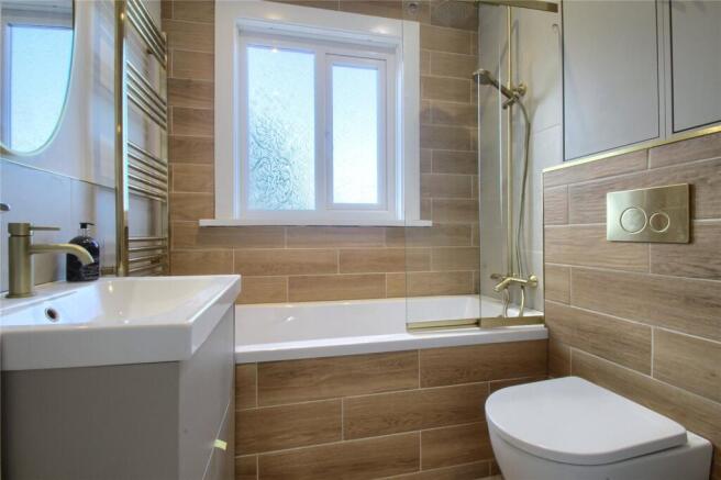 3 bed Semi-Detached for sale Image 10