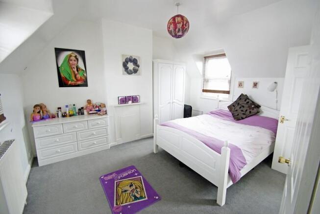 Master Suite with ensuite & dressing room